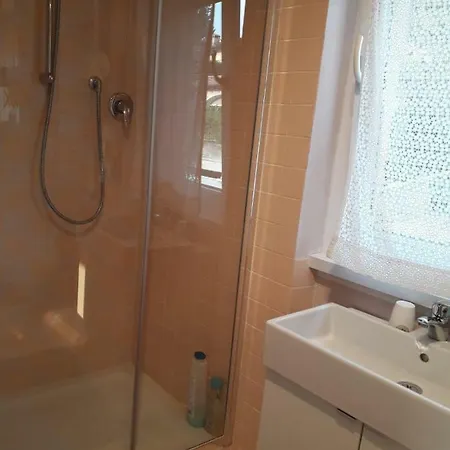 Nocleg ze śniadaniem Lagoblu *